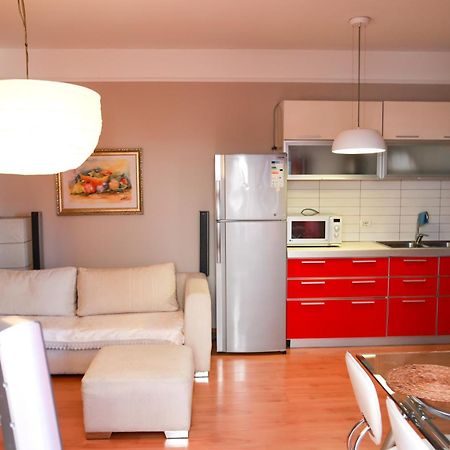 Cherry Apartment Tirana Exterior photo
